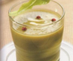 Creme aveludado de espargos com parmesão