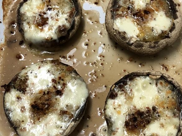 Cogumelos portobello recheados