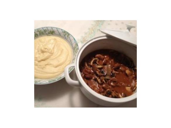 Moelas com cogumelos e puré