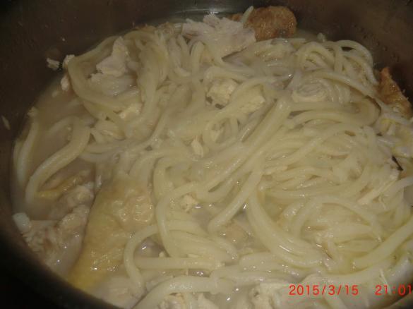 Frango com esparguete.3 em 1