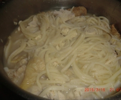 Frango com esparguete.3 em 1