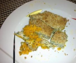 Frango no forno com espinafres em cama de puré de Cenoura