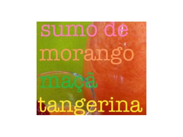 Sumo de morango, maça e tangerina