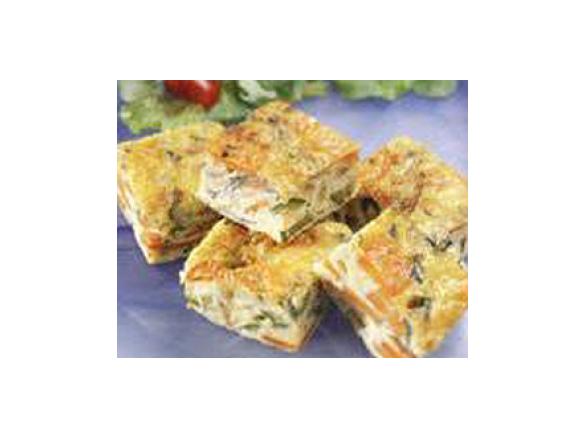 Tortilha de cenoura, courgette e folhas de beterraba