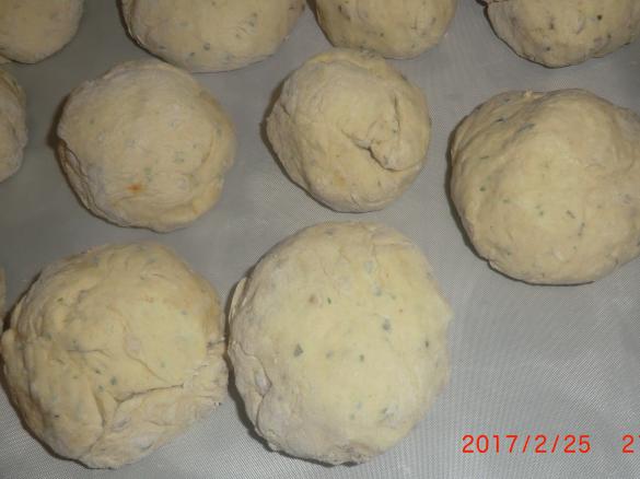 Pão com chouriço com mistura