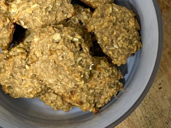 Bolinhas Proteicas de Banana e Aveia