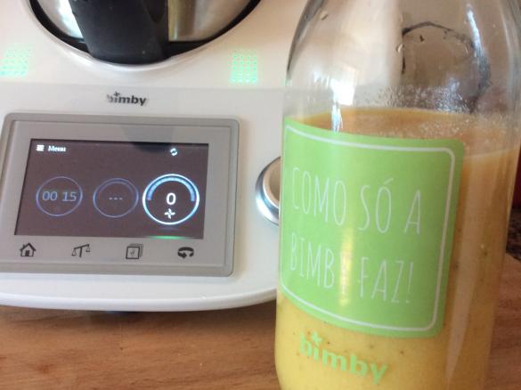 Sumo Detox Abacaxi, Ameixa e Linhaça