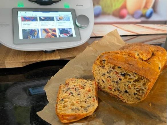 Entre o Pão e o Bolo