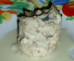 Filetes de linguado com vinho branco e cogumelos