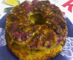 Bolo de Iogurte Framboesas, Pinhões e Nozes