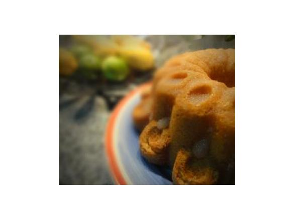 Bolo de Iogurte Grego & Limão (com Frosting de Limão)