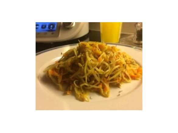 Salteado de rebentos de soja