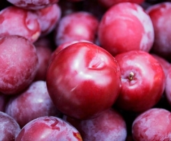 Doce de ameixas com baunilha