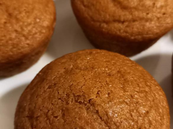 Muffins de abóbora manteiga, laranja e canela