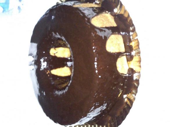 Bolo de cenoura com cobertura de chocolate