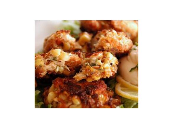 Bolinhos de Milho e Salmão