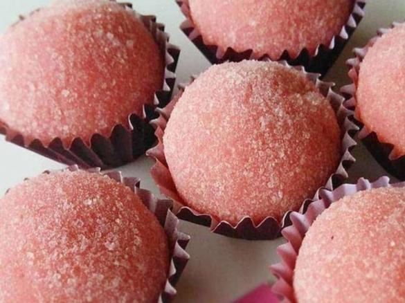 Brigadeiros de Morango